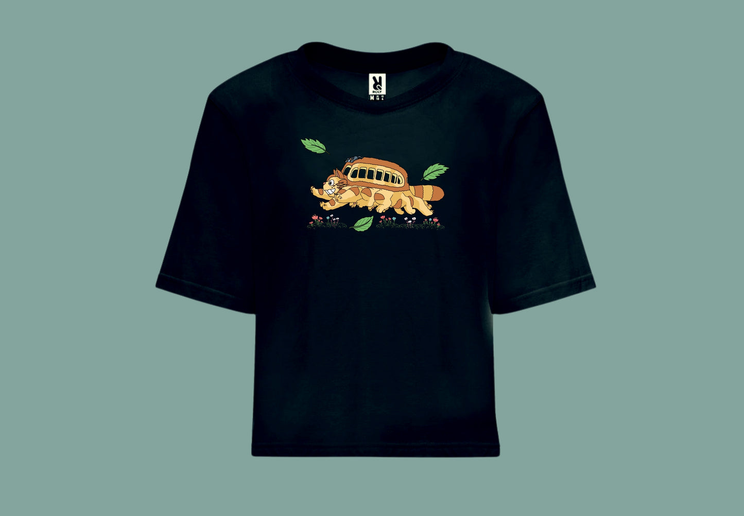 Camiseta croptop negra gatobus ghibli